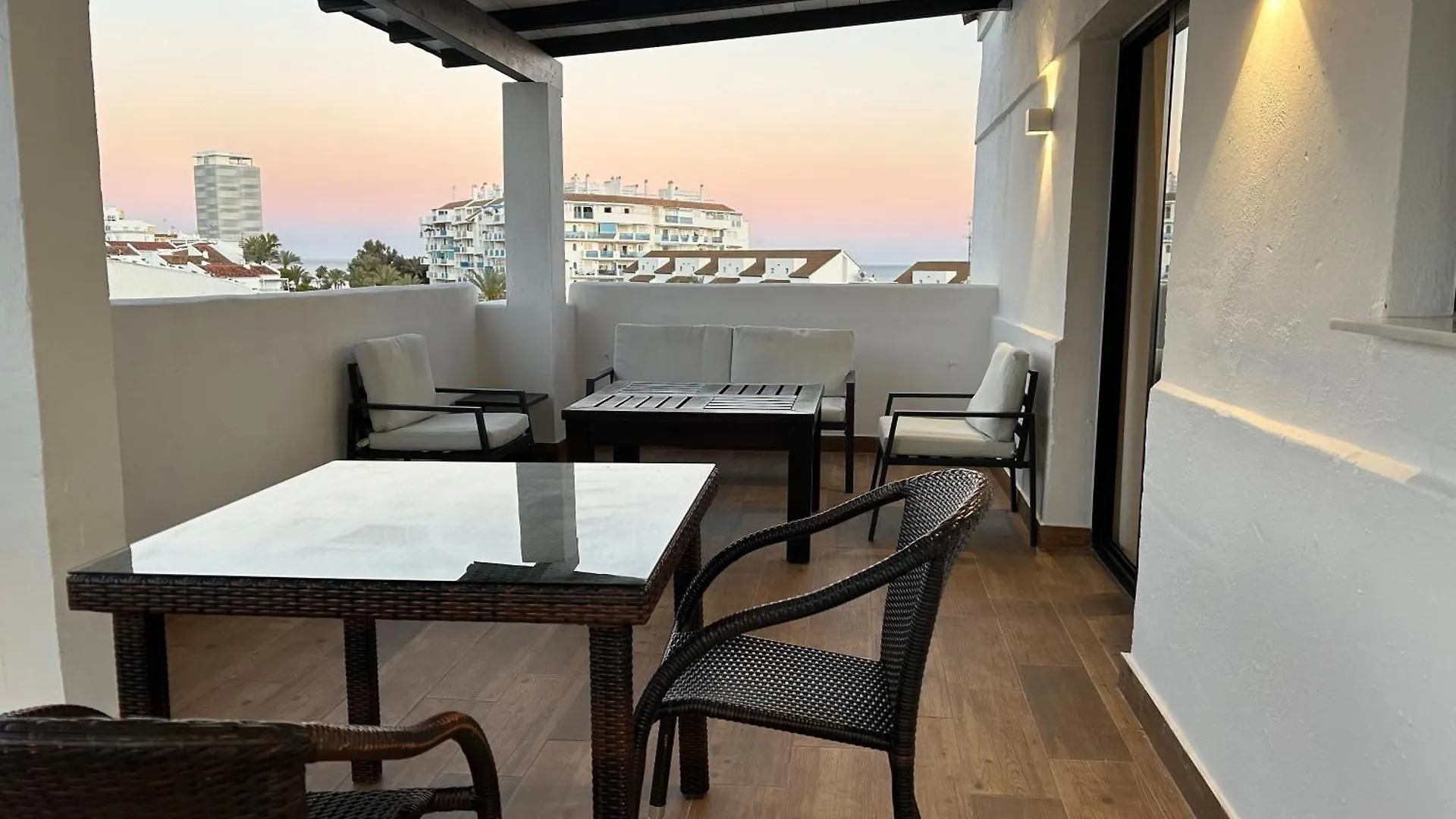 Atico 41 Apartment Estepona